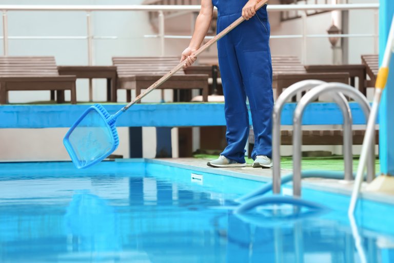 Swimming Pool Cleaning Services