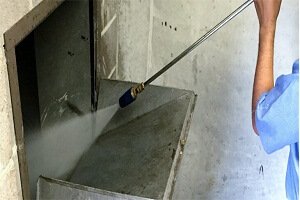 Garbage Chute Cleaning